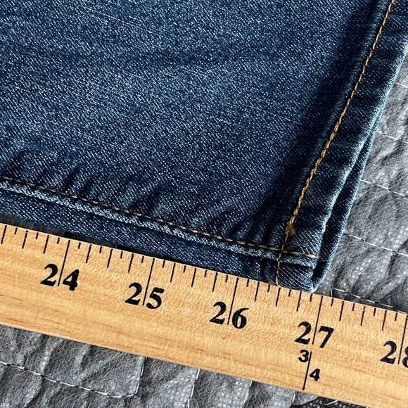 Levis Jeans Womens Size 4 Short Blue Signature Mid Rise Skinny Gold NEW - Picture 14 of 14